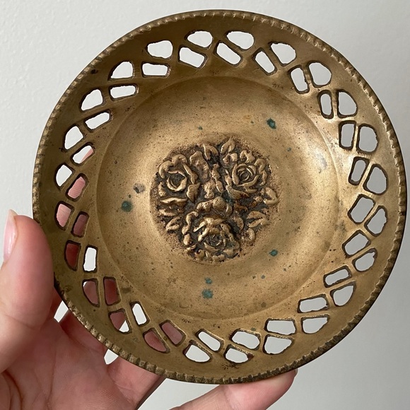 Vintage Solid Brass Pierced Bowl – Raised Floral Rose Motif – Ornate Decorative - Picture 1 of 13